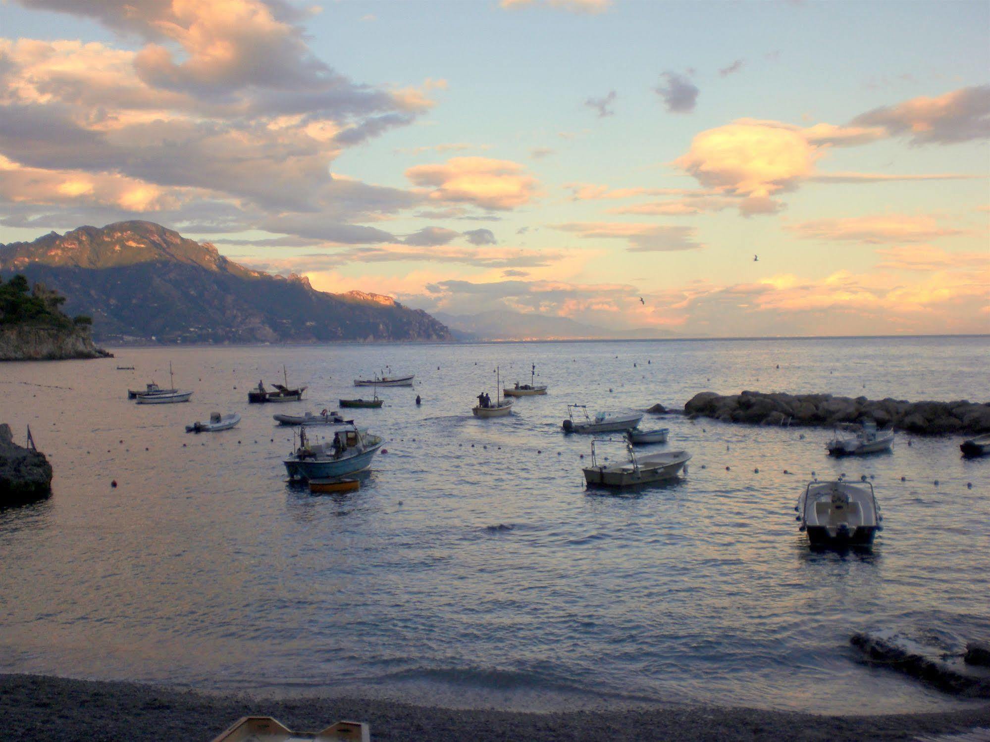 Casa Della Marina - Beach, Seaview, Wifi Conca dei Marini Bagian luar foto